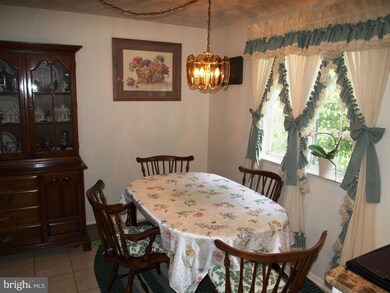 5 Dufief Ct, North Potomac, MD 20878 - photo 3