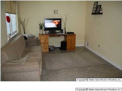 19 Franklin Ln unit E, Staten Island, NY 10306 - photo 5