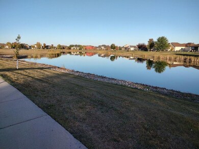 4795 Woodhaven Dr S, Fargo, ND 58104 - photo 5