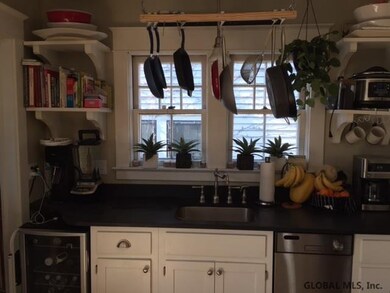 52 Hollywood Ave, Albany, NY 12208 - photo 3