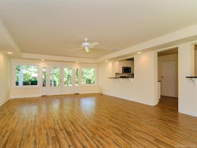 257 Brooklyn Rd, Asheville, NC 28803 - photo 7