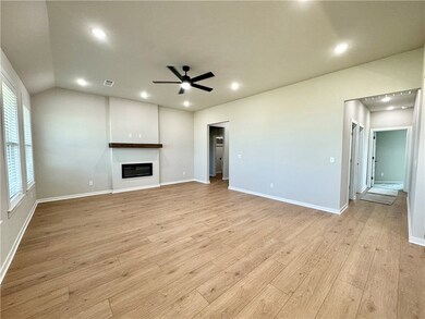 3922 Tranquility St, Springdale, AR 72764 - photo 4