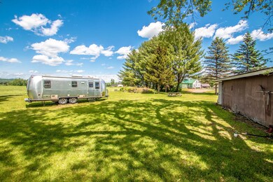 1091 Dalton Rd, Dalton, NH 03598 - photo 5