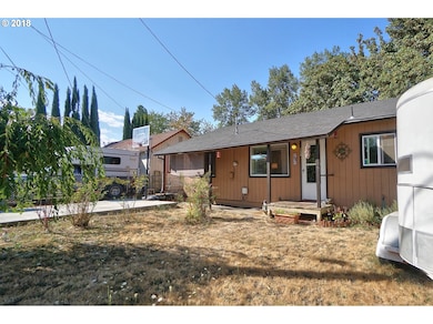 525 SW Monroe St, Sheridan, OR 97378 - photo 2