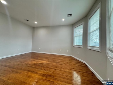 199 Maple Ave, Wallington, NJ 07057 - photo 2