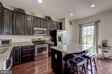 11813 Saint Linus Dr, Waldorf, MD 20602 - photo 2