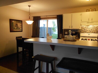 kitchen/dining room