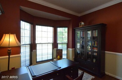 4874 Royal Coachman Dr, Elkridge, MD 21075 - photo 4