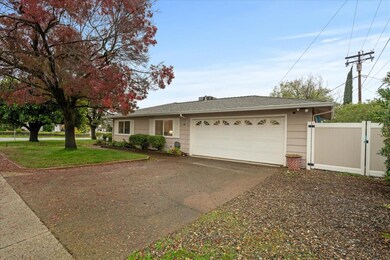 3505 Tamarack Dr, Redding, CA 96003 - photo 2