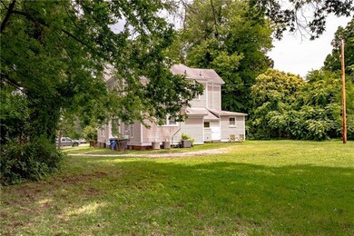 424 S Race St, Statesville, NC 28677 - photo 6