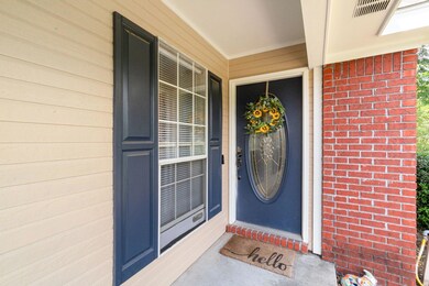 9-web-or-mls-122_Ferncrest_Loop-9
