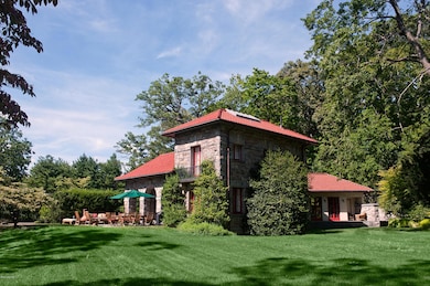 30 Oneida Dr, Greenwich, CT 06830 - photo 3