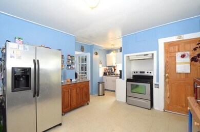 10 Highgate St, Lawrence, MA 01841 - photo 2