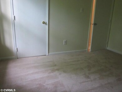 7011 Mason Run Dr, North Chesterfield, VA 23234 - photo 3