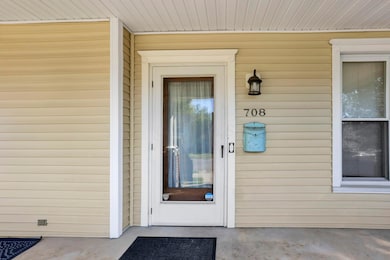 708 N High St, Lancaster, OH 43130 - photo 7