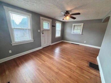 308 Zimpfer St, Columbus, OH 43206 - photo 3