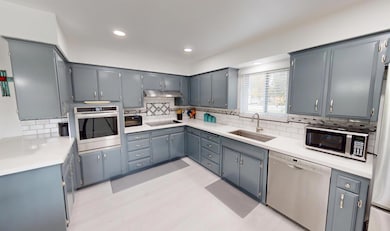 5755 N Pleasant Ave, Fresno, CA 93711 - photo 7