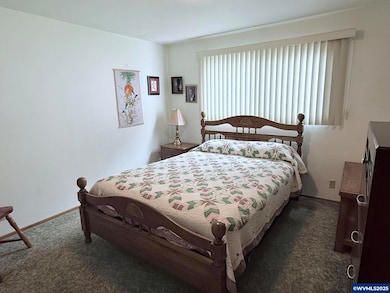 1628 Mistwood Dr NE, Keizer, OR 97303 - photo 5