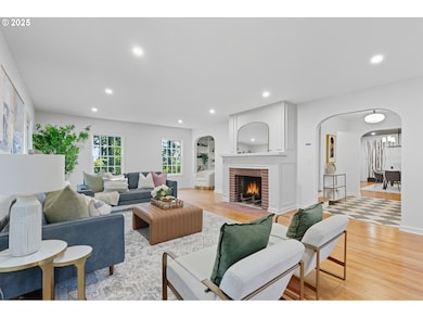 4321 SW Dosch Rd, Portland, OR 97239 - photo 7