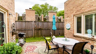 1825 Somerset Ln unit 22, Northbrook, IL 60062 - photo 7
