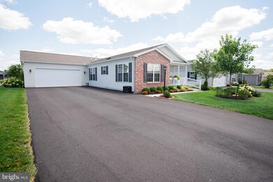 47 Cormorant Dr, Bechtelsville, PA 19505 - photo 2