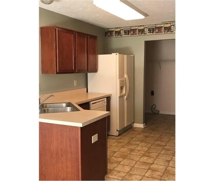 2651 Frasier Fir Dr, Greenwood, IN 46143 - photo 4