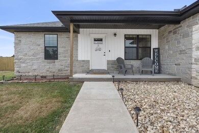 187 Leighs Way, Reeds Spring, MO 65737 - photo 6