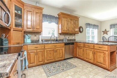 14900 Pleasant Grove Dr, Disputanta, VA 23842 - photo 6