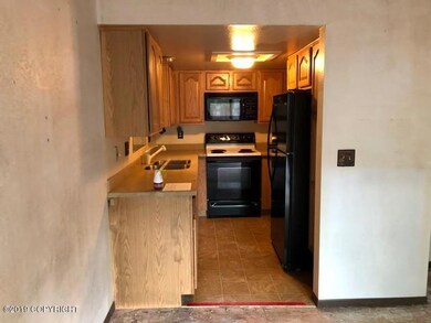 111-154740 Kitchen Additional Angle