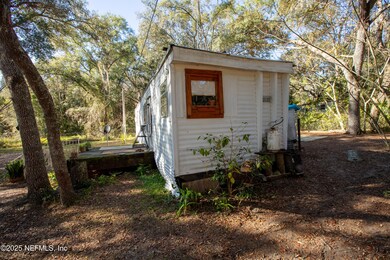 270 Bay St, Hawthorne, FL 32640 - photo 7