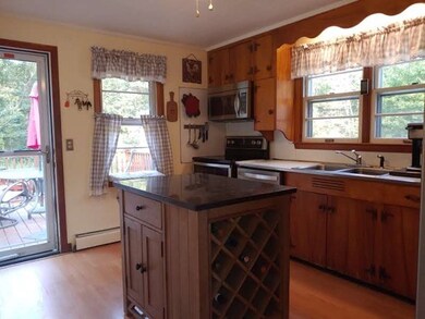 20 Winthrop St, Rehoboth, MA 02769 - photo 4