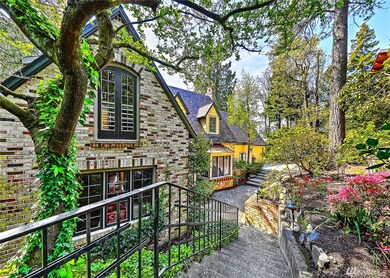 4609 Forest Ave SE, Mercer Island, WA 98040 - photo 2