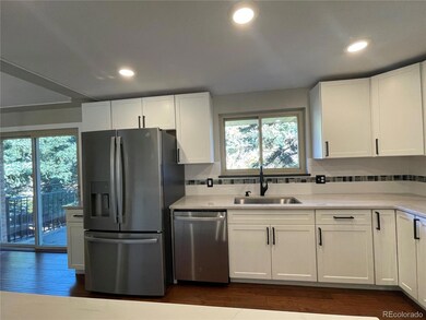 Refrigerator included with ice maker