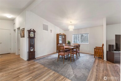 11248 Morris Rd SE, Yelm, WA 98597 - photo 7