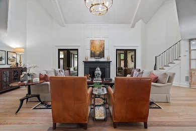 425 River Oaks Rd, Memphis, TN 38120 - photo 4