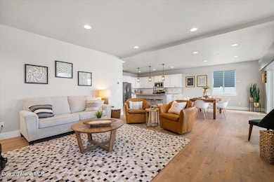 08-Living Room