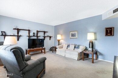 4622 S La Rosa Dr, Tempe, AZ 85282 - photo 4