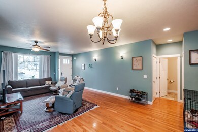 1501 Takena St SW, Albany, OR 97321 - photo 3