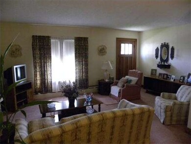 333 Winsor St, Ludlow, MA 01056 - photo 7