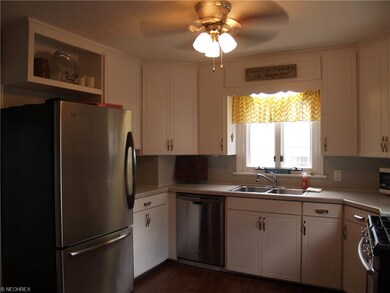 1522 Spangler Rd NE, Canton, OH 44714 - photo 5