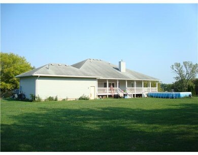 3950 Colfax Ave, Des Moines, IA 50317 - photo 2