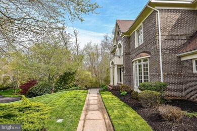 12014 Creekbend Dr, Reston, VA 20194 - photo 2