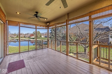 383 Walnut Woods Dr, Greenwood, IN 46142 - photo 3