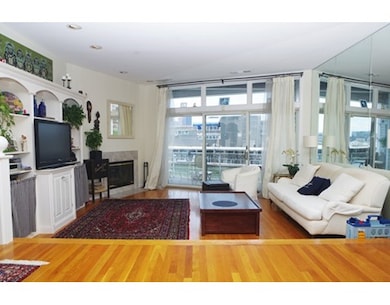 27 Constellation Wharf unit 27, Boston, MA 02129 - photo 2