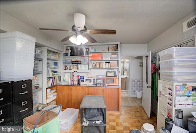 Park Towers East unit 812, Baltimore, MD 21215 - photo 7