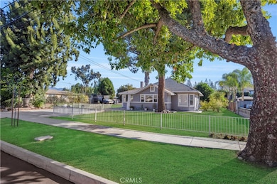 1007 S Magnolia Ave, Ontario, CA 91762 - photo 2