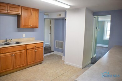 107 N Cherry St, Woodville, OH 43469 - photo 5