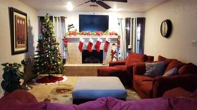 1066 S Tamarack Ave, Yuma, AZ 85364 - photo 2