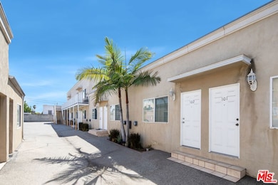 unlisted-address, Los Angeles, CA 90016 - photo 6