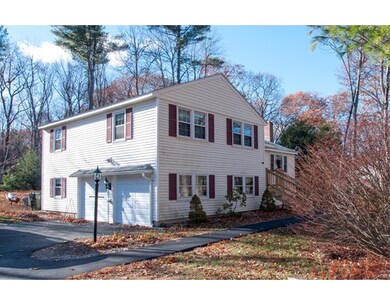 69 Hovey Rd, Londonderry, NH 03053 - photo 4